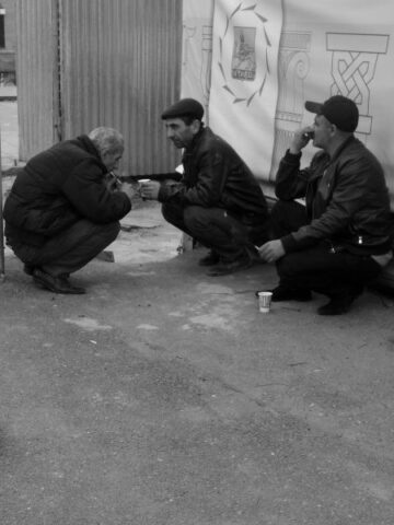 Trabajadores en su tiempo de descanso, Ereván, Armenia Trabajadores en su tiempo de descanso, Ereván, Armenia