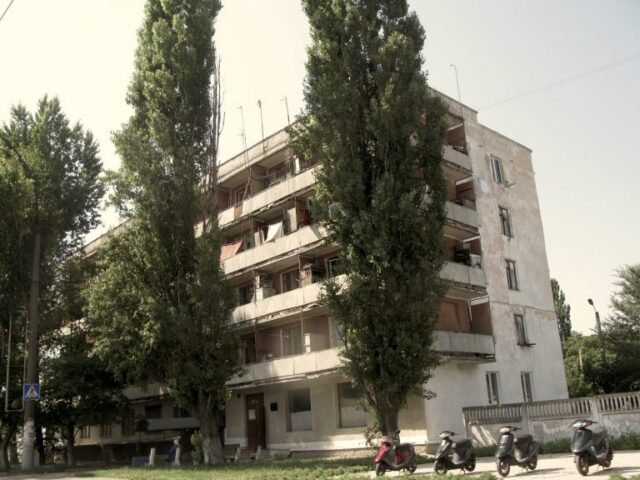 Uno de los primeros edificios al entrar en la ciudad de Bender